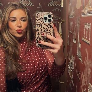 Meet your Posher, Haley